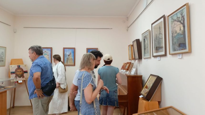 Открытие выставки «Православные храмы на картинах современных художников. Каноническая иконопись симферопольских иконописцев»