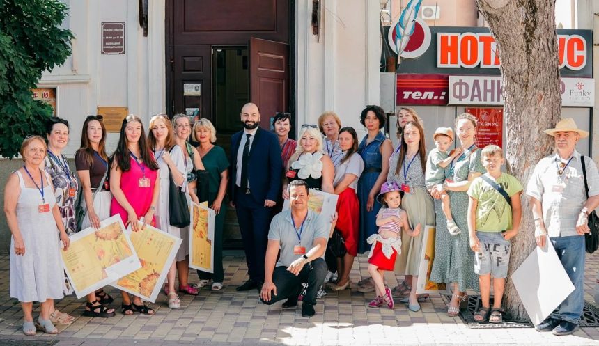 Открытие пленера «Симферополь глазами художника»