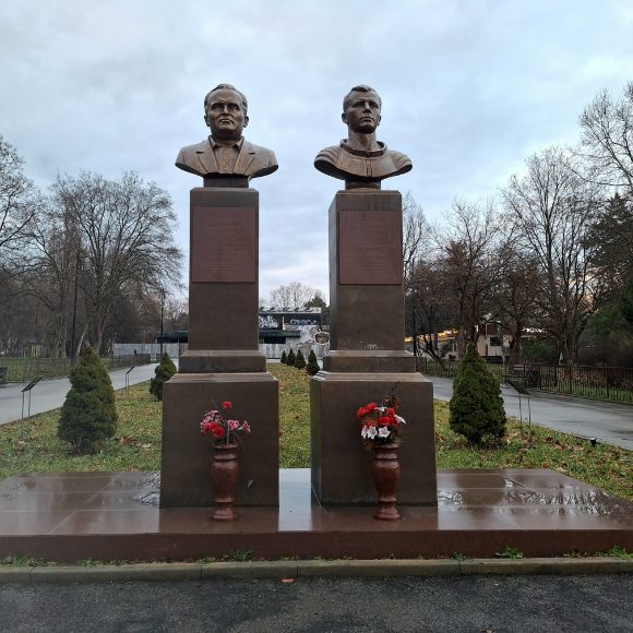 Ко Дню космонавтики